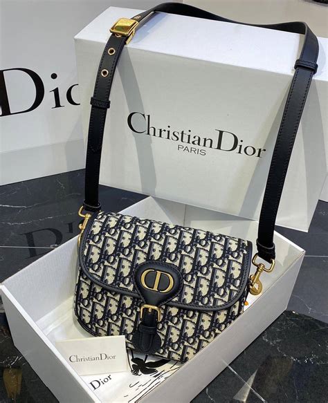 christian dior çanta|dior paketleri.